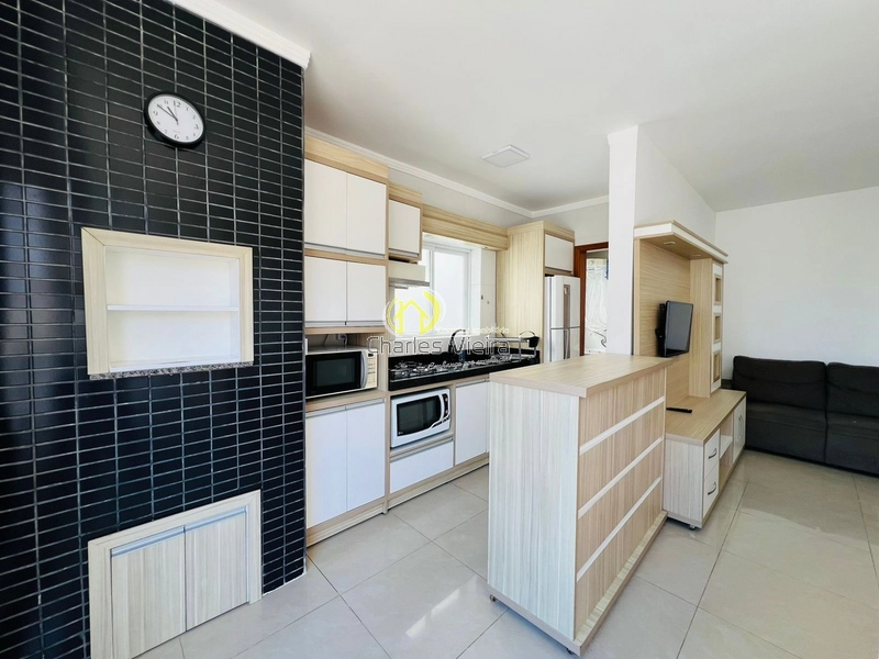 Apartamento 2 dorm Frente - Entre o centro e o mar.: 8ª foto da galeria de imagens do imóvel