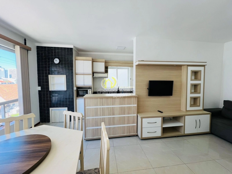 Apartamento 2 dorm Frente - Entre o centro e o mar.: 13ª foto da galeria de imagens do imóvel