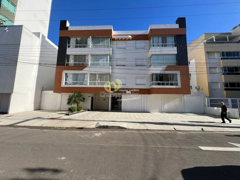 Apartamento 2 dorm Frente - Entre o centro e o mar.: 2ª foto da galeria de imagens do imóvel