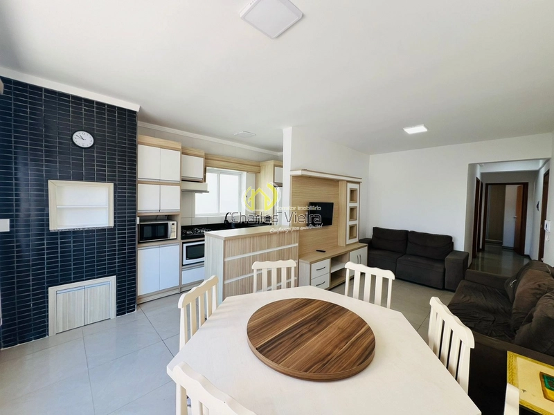 Apartamento 2 dorm Frente - Entre o centro e o mar.: 7ª foto da galeria de imagens do imóvel