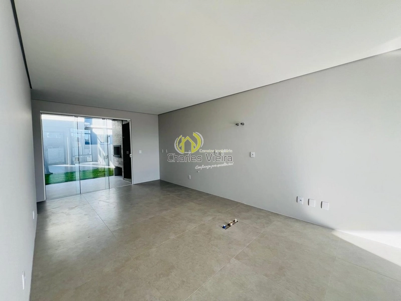 Linda casa 03 dormitórios pertinho da beira mar.: 11ª foto da galeria de imagens do imóvel