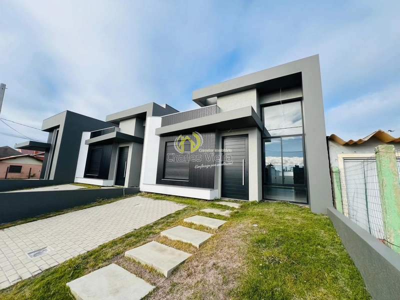 Linda casa 03 dormitórios pertinho da beira mar.: 2ª foto da galeria de imagens do imóvel