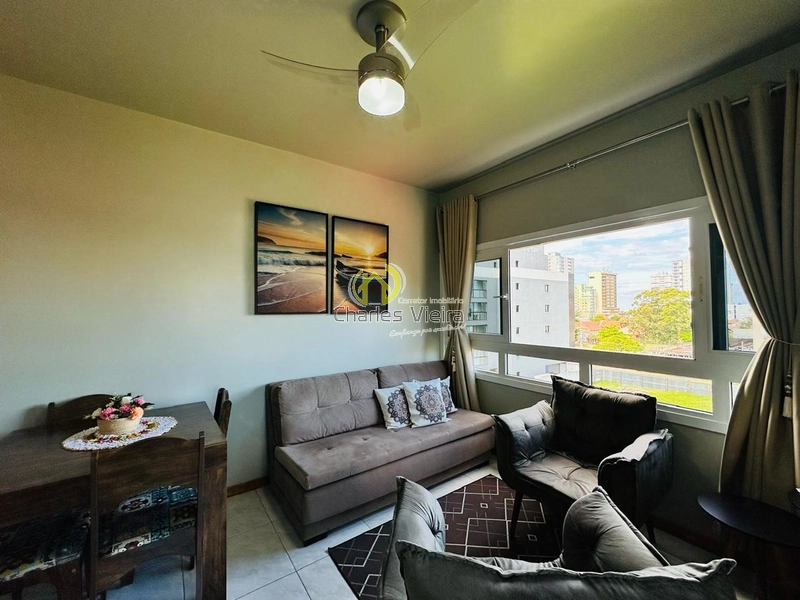 Apartamento no centro, 2 dormitórios.: 3ª foto da galeria de imagens do imóvel