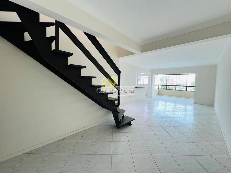 Cobertura Duplex - 3 Dormitórios Av Ubatuba de Farias.: 3ª foto da galeria de imagens do imóvel