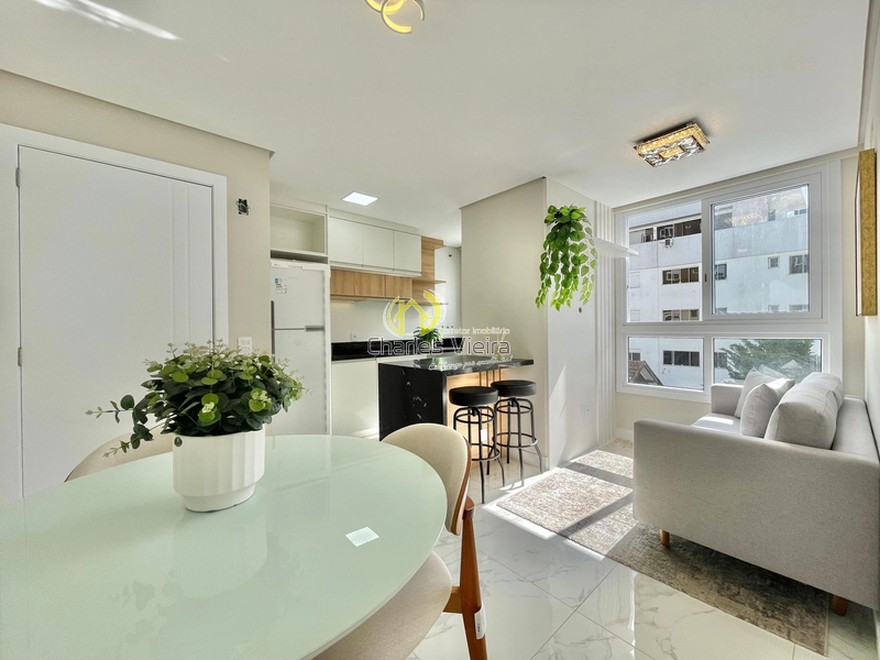 Apartamento Novo, Compacto, elegante e funcional: 2ª foto da galeria de imagens do imóvel
