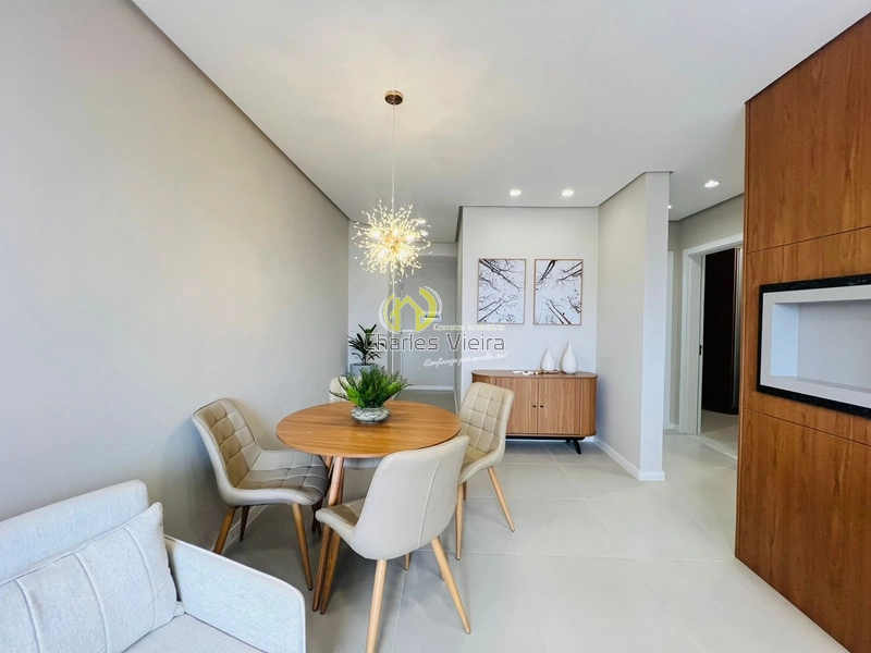 Apartamento mobiliado com excelente orientação solar.: 3ª foto da galeria de imagens do imóvel