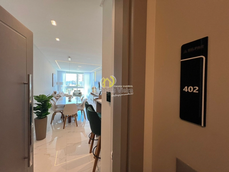 Vista mar, andar baixo, mobiliado e decorado.: 3ª foto da galeria de imagens do imóvel