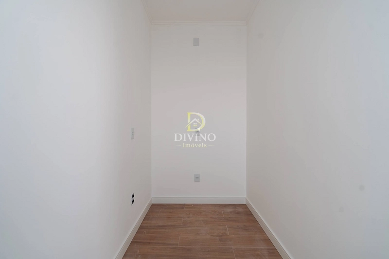 Sofisticada e Imponente: 15ª foto da galeria de imagens do imóvel