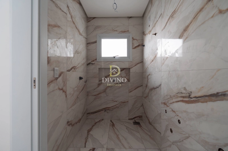 Sofisticada e Imponente: 19ª foto da galeria de imagens do imóvel