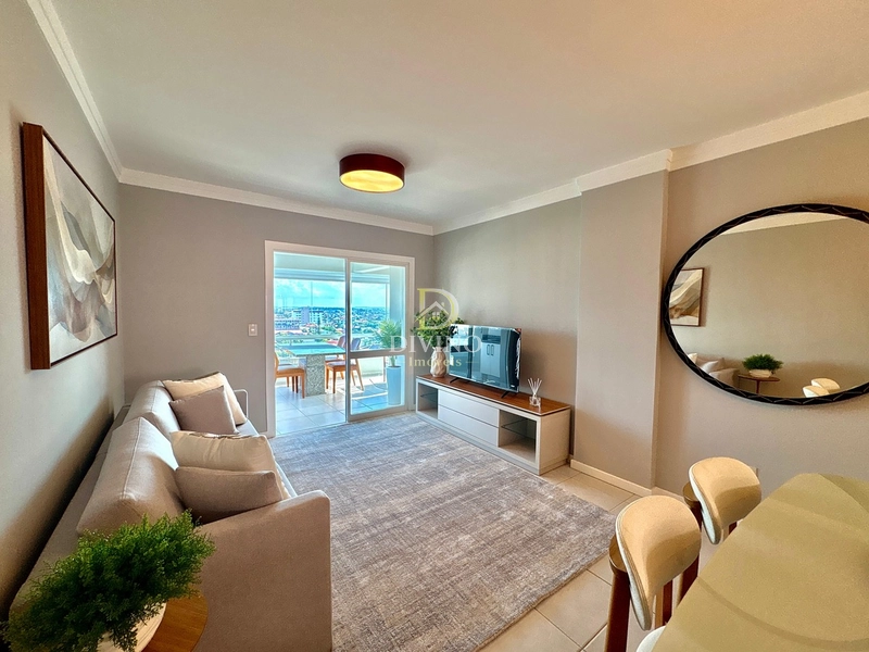 APARTAMENTO COM SACADA, RARIDADE À VENDA!: 6ª foto da galeria de imagens do imóvel