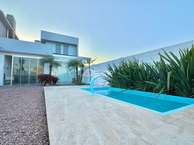 Imóvel à venda, a apenas 4 quadras do mar e com piscina, localizad: 16ª foto da galeria de imagens do imóvel