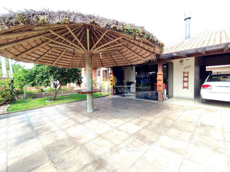 Casa na praia!! Mobiliada e com Piscina: 1ª foto da galeria de imagens do imóvel