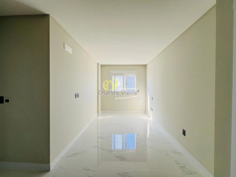 Alto Padrão em todos os detalhes, 3 dormitórios, 150m da beira mar.: 23ª foto da galeria de imagens do imóvel