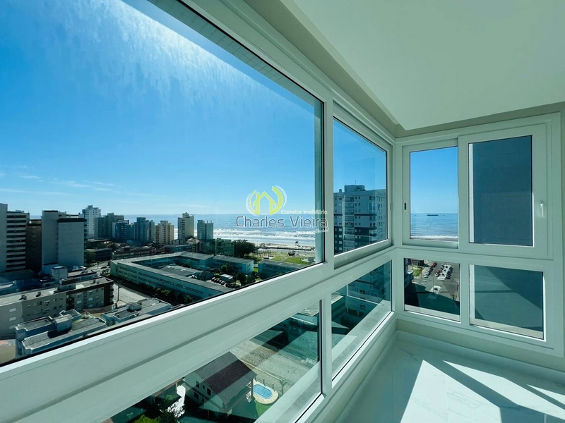 Alto Padrão em todos os detalhes, 3 dormitórios, 150m da beira mar.: 10ª foto da galeria de imagens do imóvel