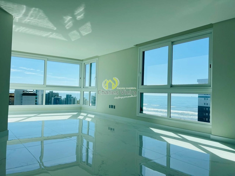 Alto Padrão em todos os detalhes, 3 dormitórios, 150m da beira mar.: 1ª foto da galeria de imagens do imóvel
