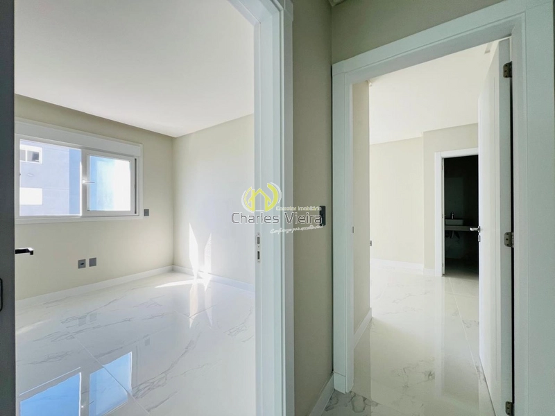 Alto Padrão em todos os detalhes, 3 dormitórios, 150m da beira mar.: 18ª foto da galeria de imagens do imóvel