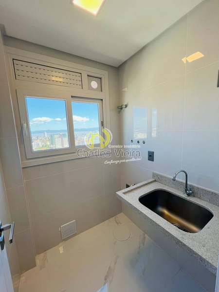 Apartamento Mobiliado com Vista Privilegiada para a Lagoa e Serra: 6ª foto da galeria de imagens do imóvel