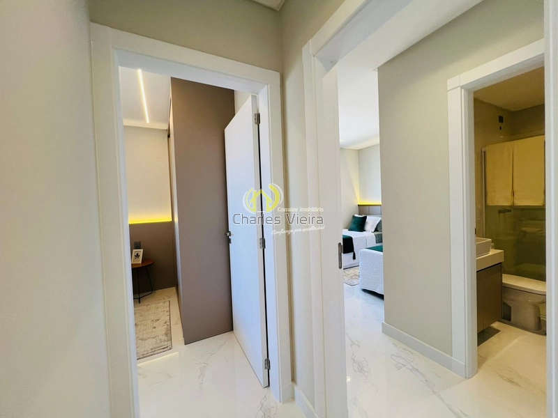 Amplo apartamento com vista liberada para o mar: 11ª foto da galeria de imagens do imóvel