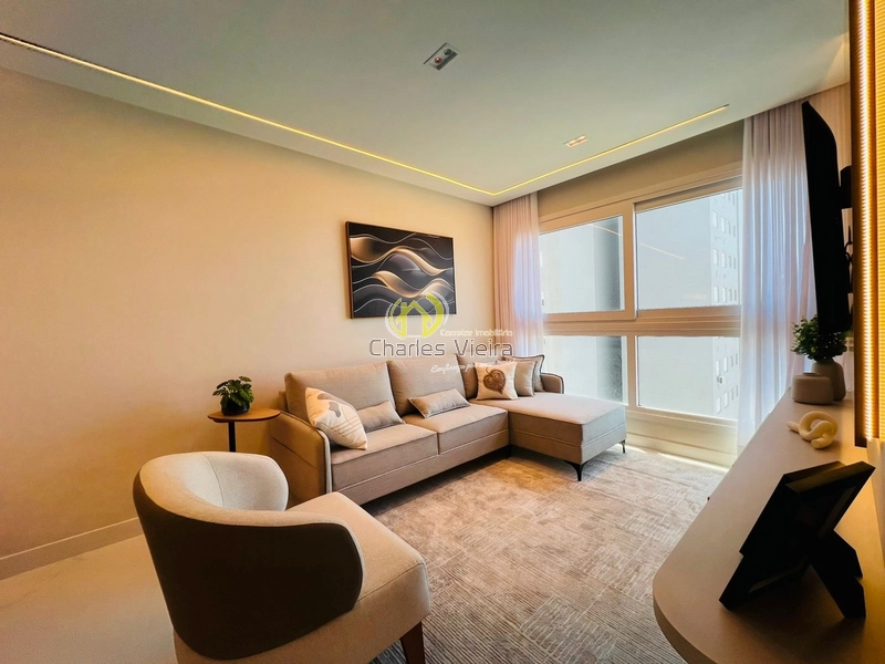 Amplo apartamento com vista liberada para o mar: 3ª foto da galeria de imagens do imóvel