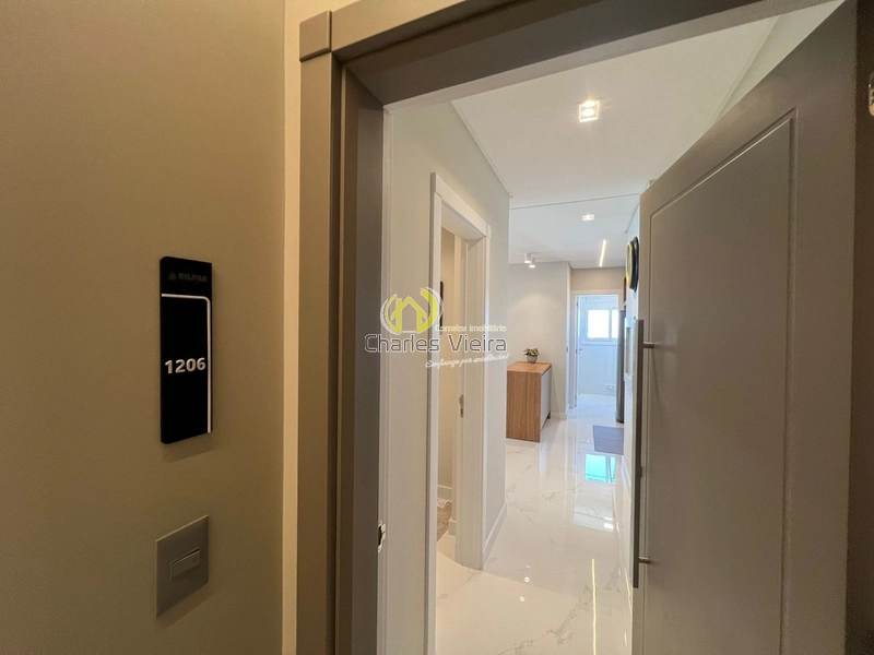 Amplo apartamento com vista liberada para o mar: 20ª foto da galeria de imagens do imóvel