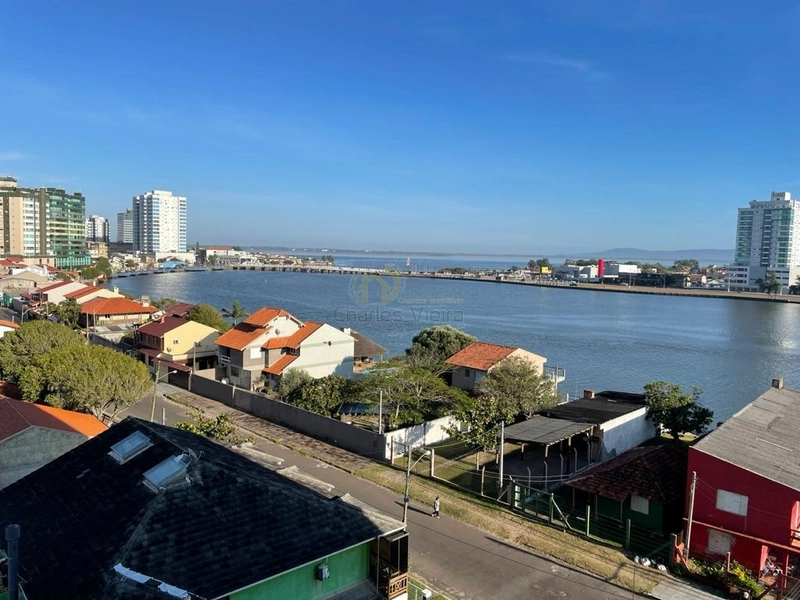 Oportunidade Mobiliado...entre o rio e o mar....Área Nobre: 2ª foto da galeria de imagens do imóvel