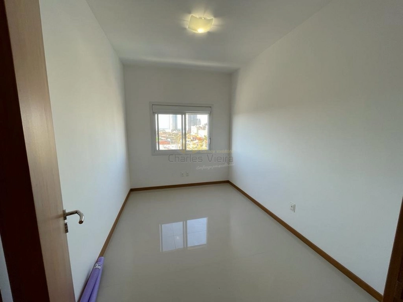 Oportunidade Mobiliado...entre o rio e o mar....Área Nobre: 21ª foto da galeria de imagens do imóvel