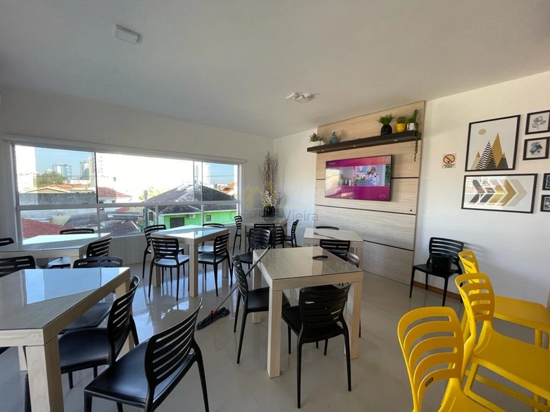 Oportunidade Mobiliado...entre o rio e o mar....Área Nobre: 32ª foto da galeria de imagens do imóvel