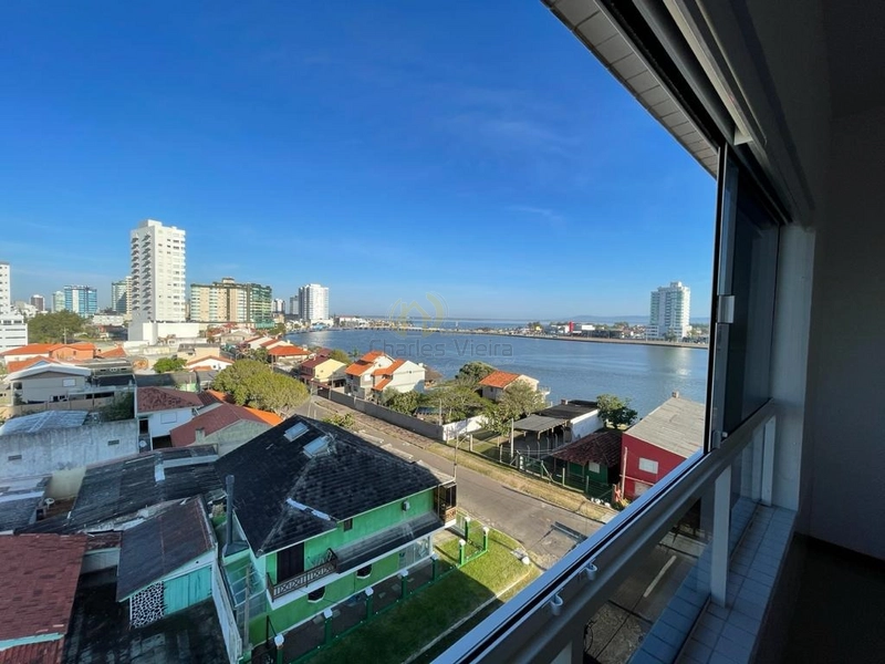 Oportunidade Mobiliado...entre o rio e o mar....Área Nobre: 15ª foto da galeria de imagens do imóvel