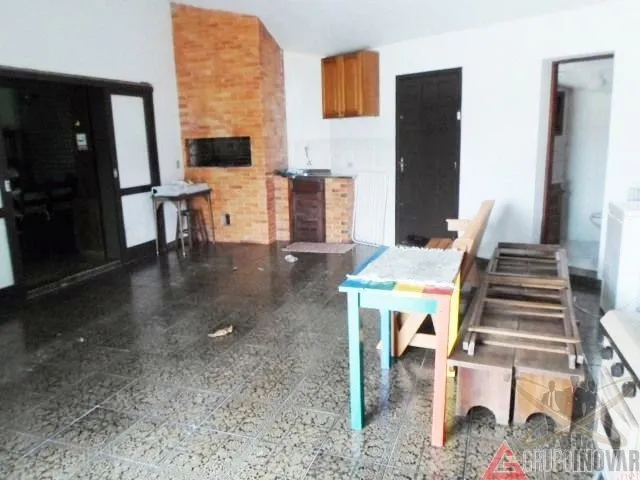 : 2ª foto da galeria de imagens do imóvel