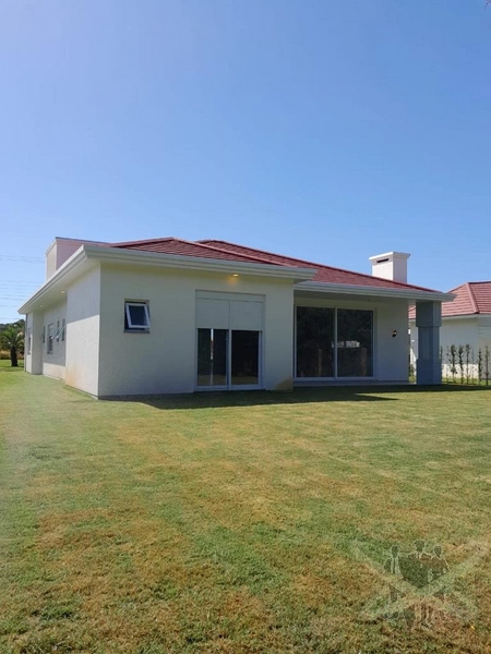 Casa com 04 suites no condomínio Green Villagge, paisagem muito linda!
