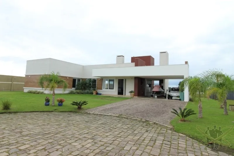 Condomínio Lagoa do Passo - Casa em lote diferenciado