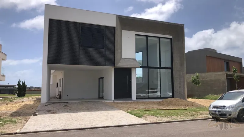SOBRADO COND CELEBRATION - ÓTIMA LOCALIZAÇÃO!