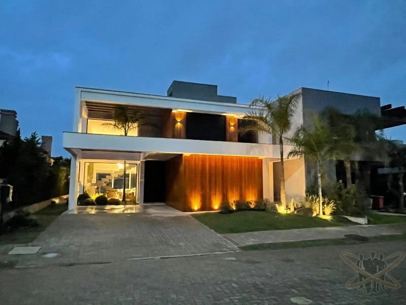 SOBRADO 04 SUITES - IMÓVEL DIFERENCIADO