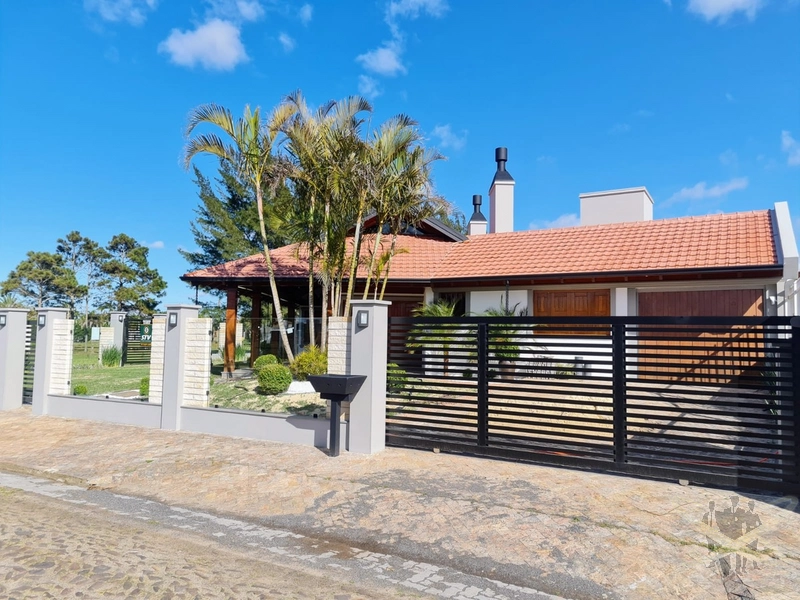 CASA ATLÂNTIDA - ÓTIMA LOCALIZAÇÃO: 3ª foto da galeria de imagens do imóvel