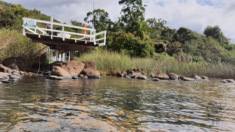 SITIO A BEIRA DA LAGOA - TRAPICHE E RAMPA PARA BARCO.: 19ª foto da galeria de imagens do imóvel