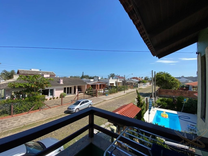 Sobrado duplex em Xangri-Lá, excelente localização frente mar.: 2ª foto da galeria de imagens do imóvel