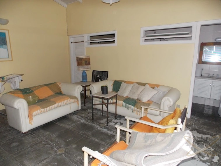 Casa em Atlântida a poucos metros do mar.: 14ª foto da galeria de imagens do imóvel