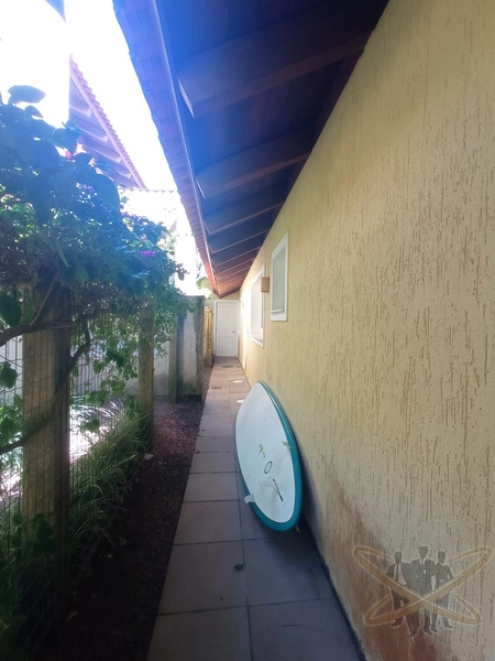 Casa em Atlântida em excelente localização: 4ª foto da galeria de imagens do imóvel