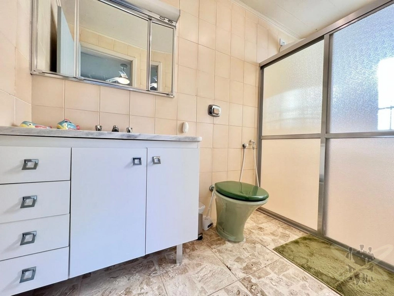 Casa em Atlântida construída sob 02 terrenos: 23ª foto da galeria de imagens do imóvel