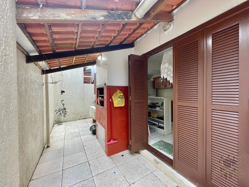 Duplex no centro de Xangri-Lá e junto ao mar.: 14ª foto da galeria de imagens do imóvel