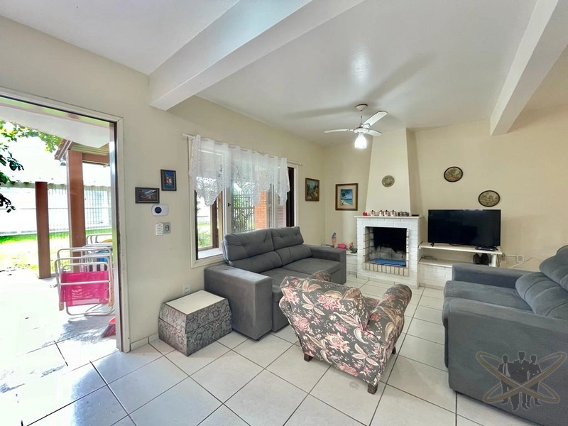 Duplex no centro de Xangri-Lá e junto ao mar.: 12ª foto da galeria de imagens do imóvel
