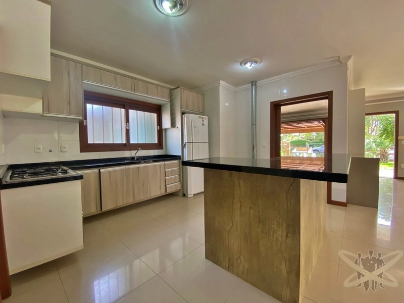 Casa em Atlântida com 03 dormitórios: 31ª foto da galeria de imagens do imóvel