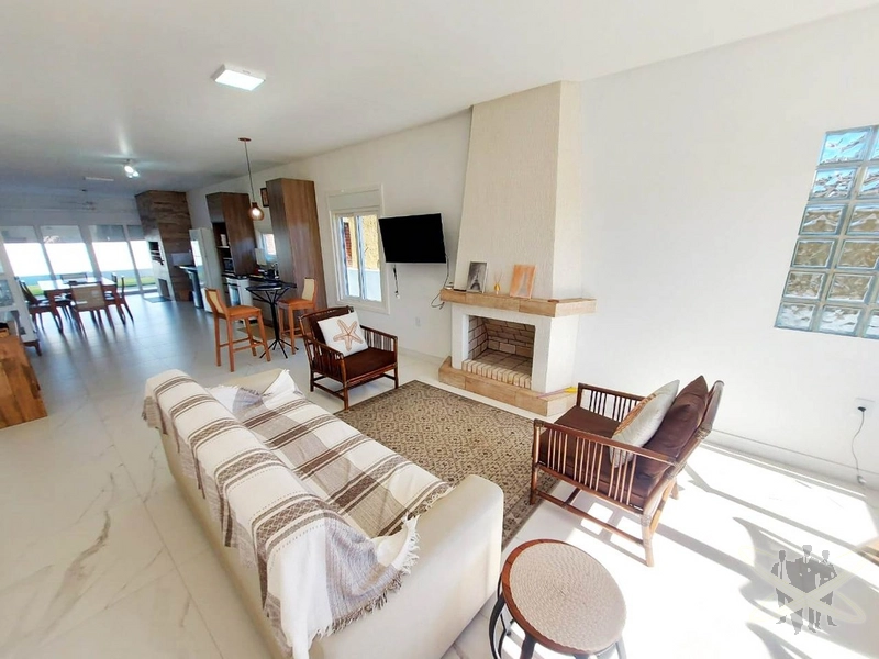 Casa no centro de Xangri-Lá composta por 03 dormitórios.: 4ª foto da galeria de imagens do imóvel