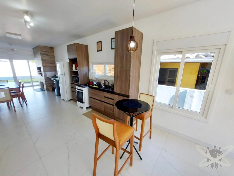 Casa no centro de Xangri-Lá composta por 03 dormitórios.: 6ª foto da galeria de imagens do imóvel