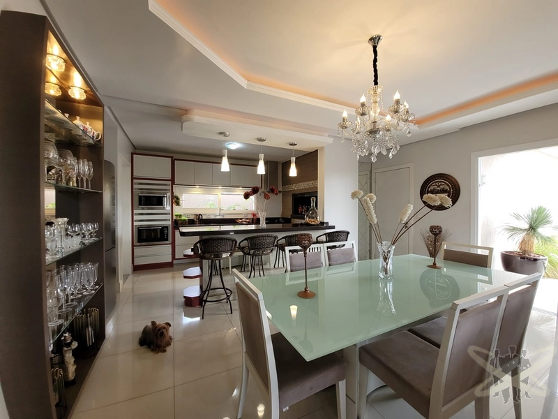 Casa em Atlântida próxima do mar.: 6ª foto da galeria de imagens do imóvel
