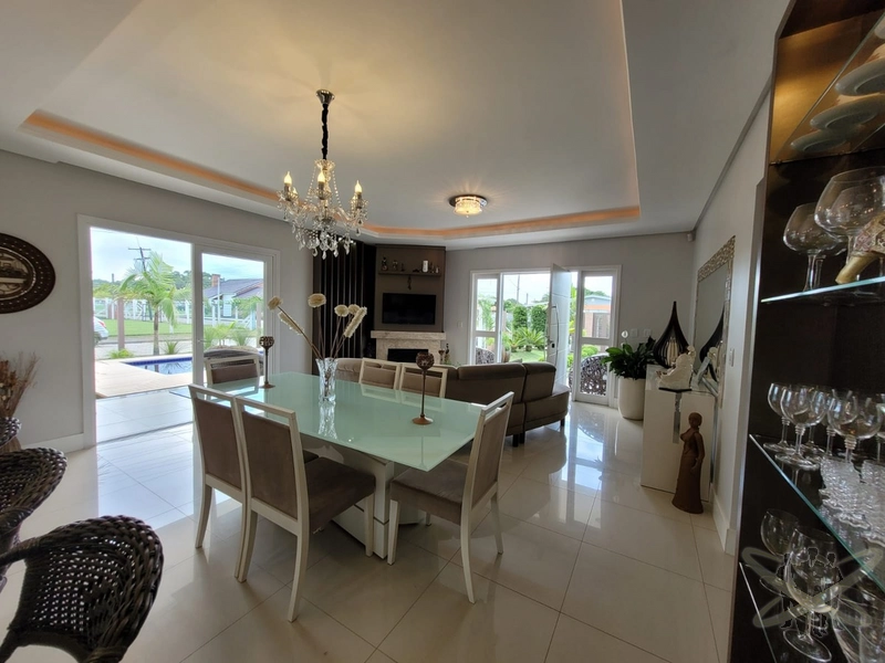 Casa em Atlântida próxima do mar.: 7ª foto da galeria de imagens do imóvel