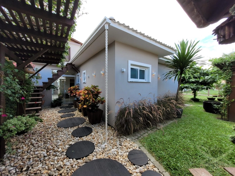 Casa em Atlântida próxima do mar.: 46ª foto da galeria de imagens do imóvel