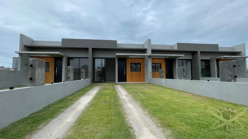 Casa nova em Xangri-lá com 03 dormitórios.: 2ª foto da galeria de imagens do imóvel