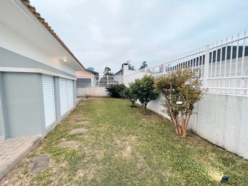 Casa com 02 terrenos no centro de Xangri-lá.: 34ª foto da galeria de imagens do imóvel