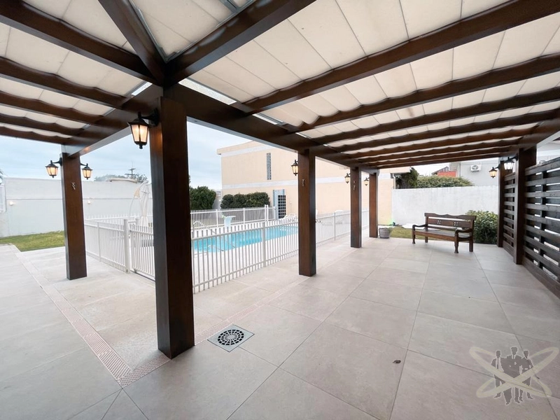 Casa com 02 terrenos no centro de Xangri-lá.: 17ª foto da galeria de imagens do imóvel